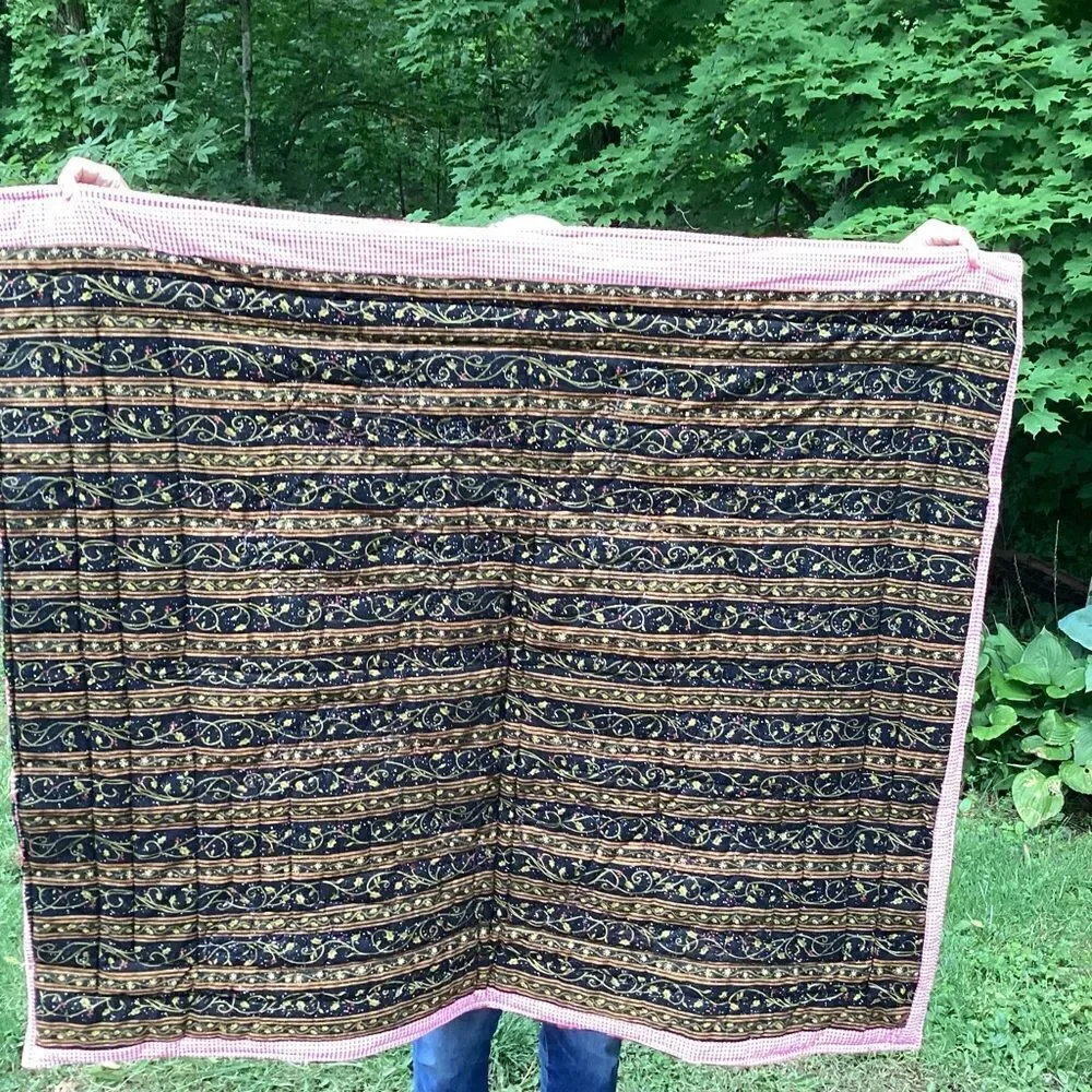 NWT. Hand Crafted from all new 100% cotton fabrics in a smoke free home.